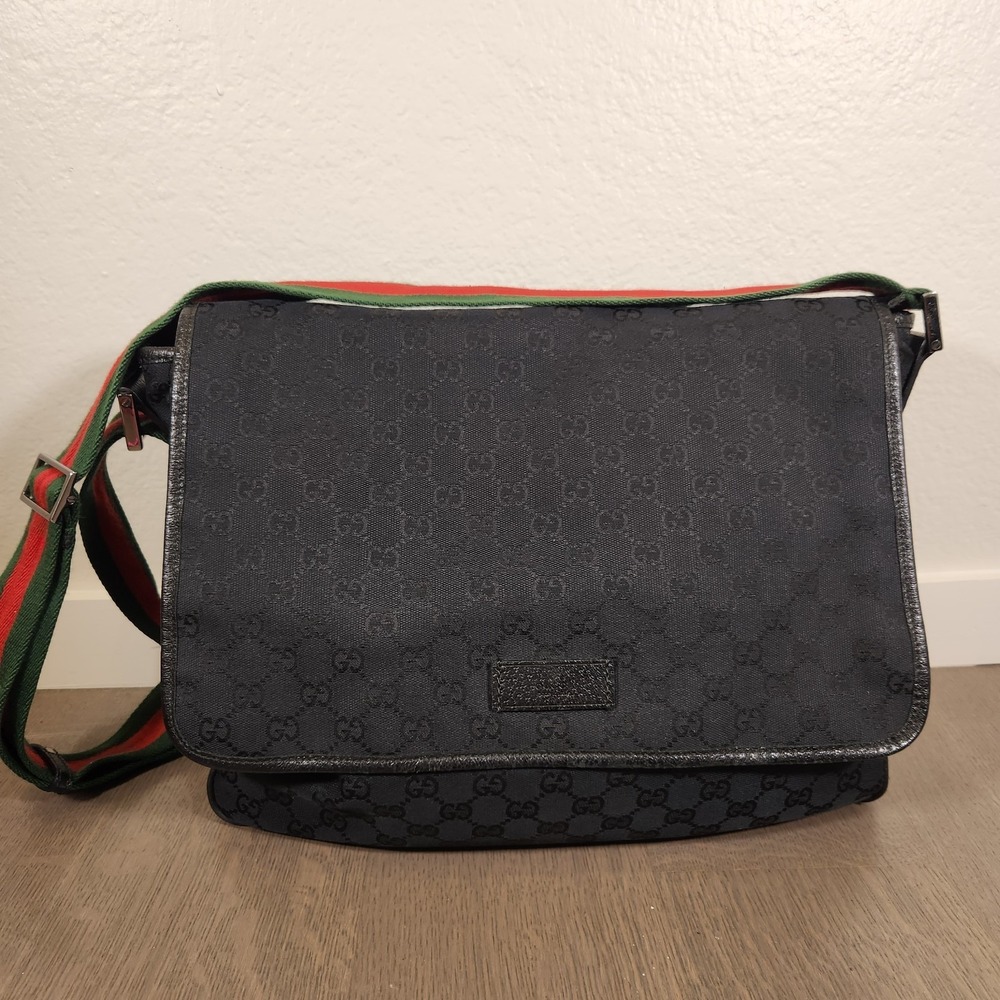 Gucci Black GG Monogram Messenger Bag Web Strap Sherry Line 181092 Italy Large